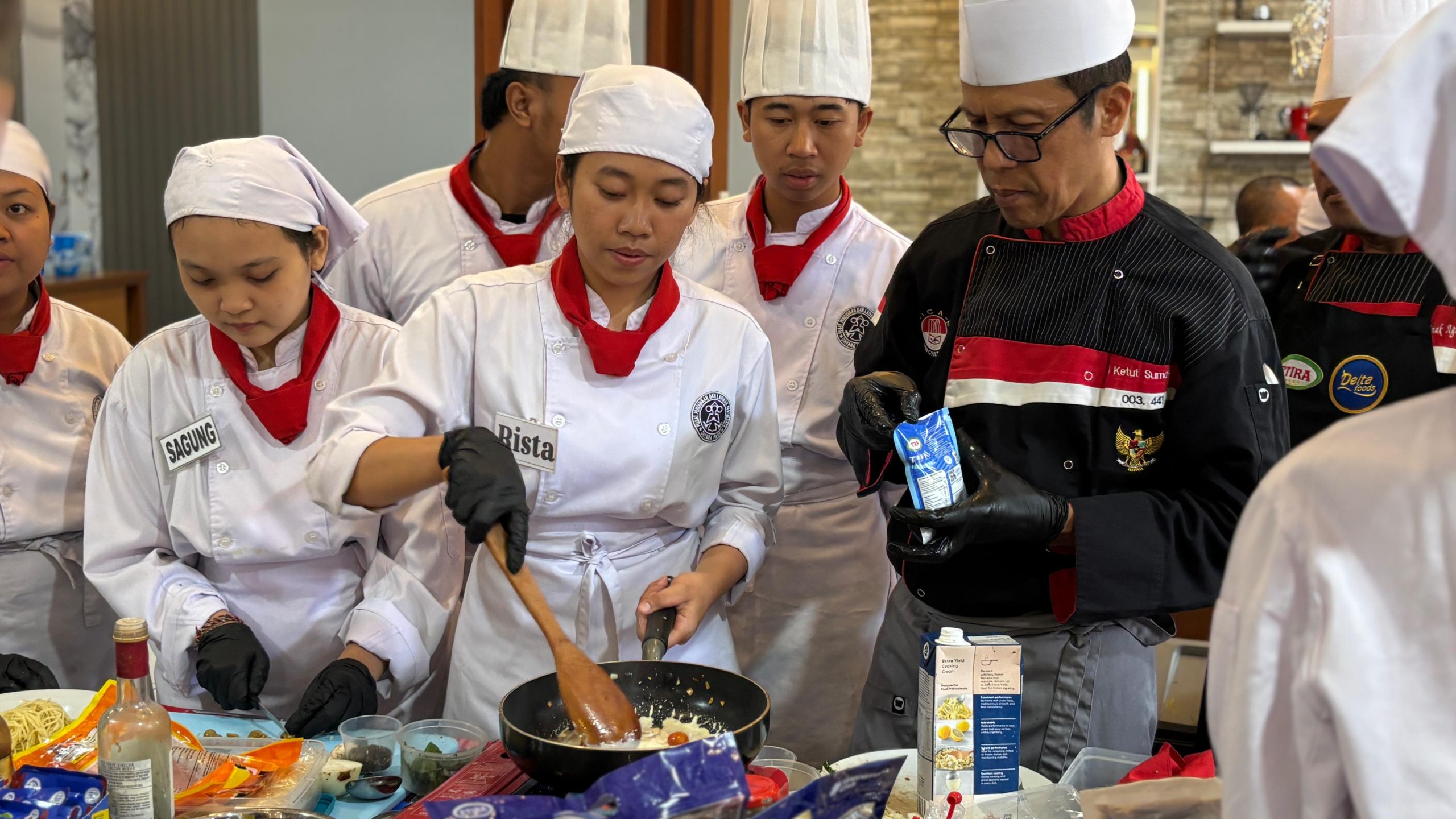 Kolaborasi Indonesian Chef Association (ICA) dan PPLP Dhyana Pura melalui Program Go To Campus Tingkatkan Kualitas Lulusan Berdaya Saing Global